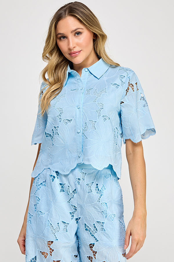 FLORAL LACE BLOUSE
