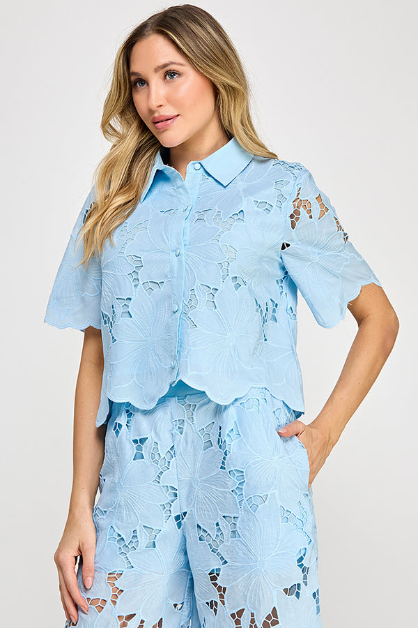 FLORAL LACE BLOUSE