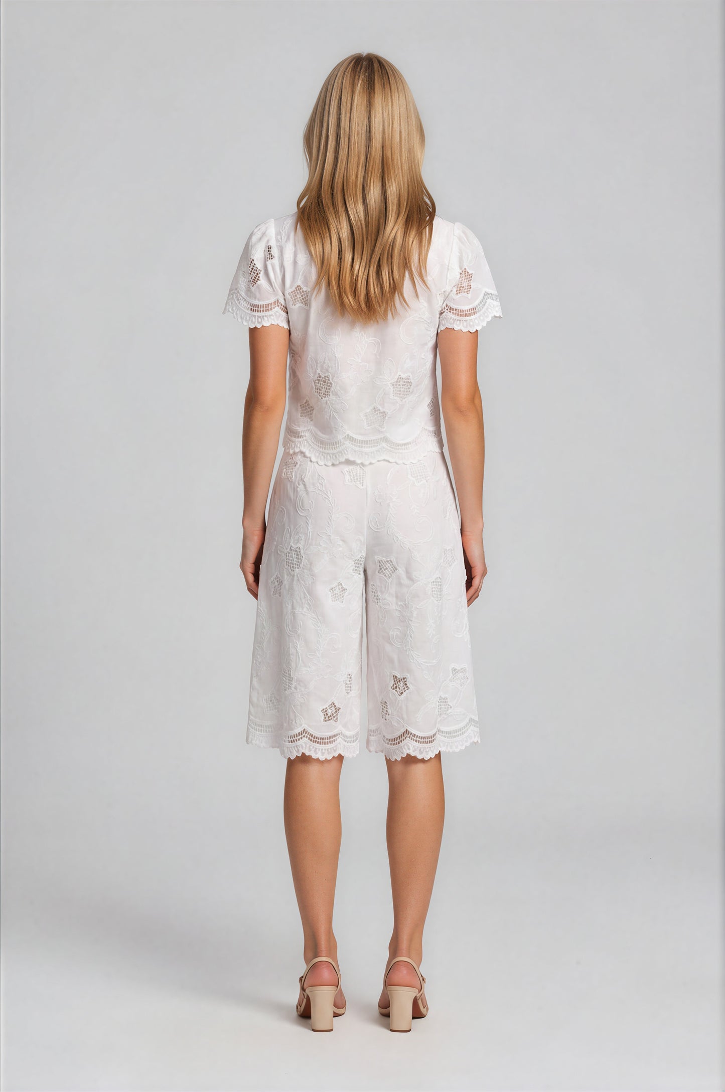 EMBROIDERY CULOTTE SHORTS