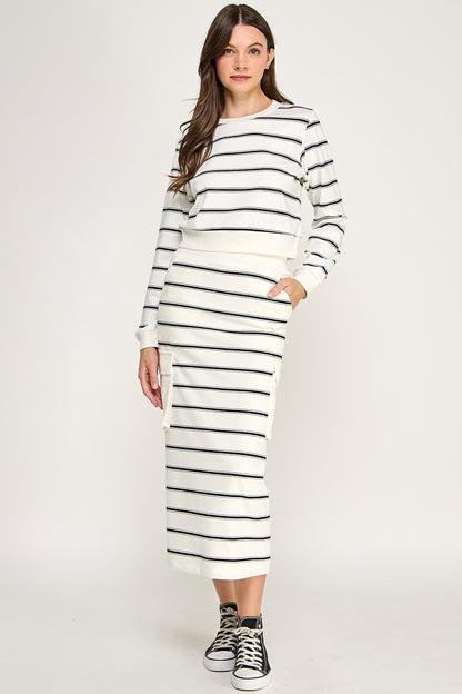 STRIPED LONG SLEEVE SWEATSHIRT