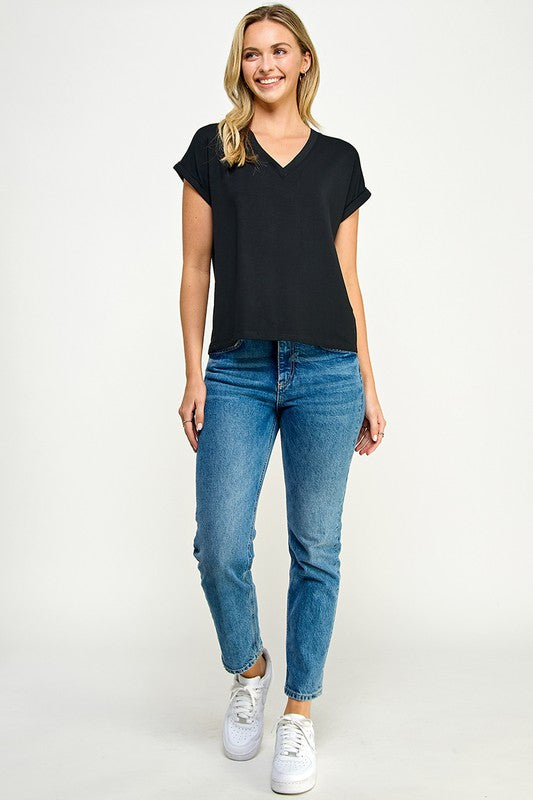 V NECK TEE