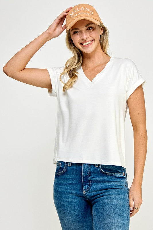 V NECK TEE