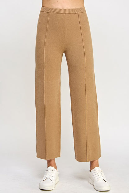 PIN TUCK KNIT PANTS