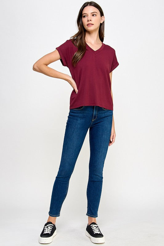 V NECK TEE