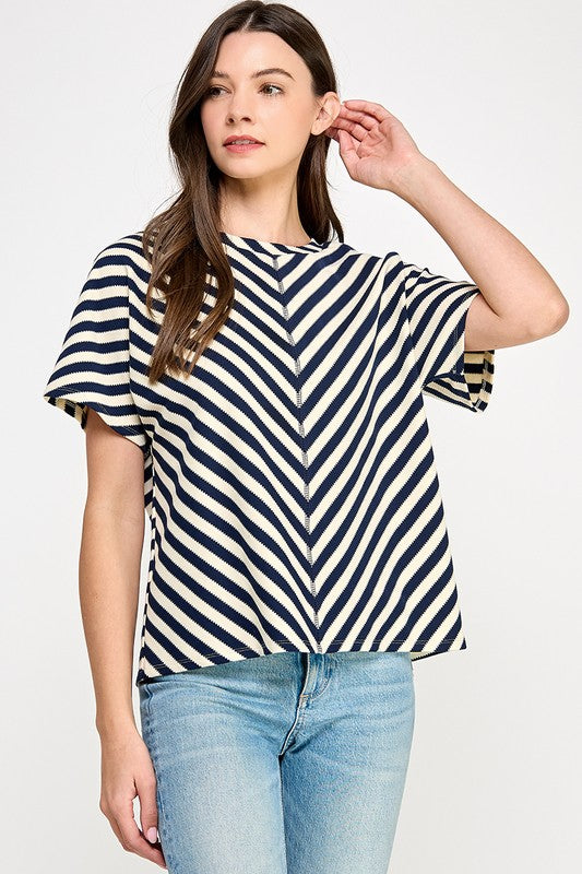 TEXTURED STRIPE T-SHIRT