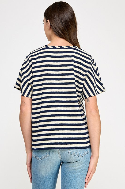 TEXTURED STRIPE T-SHIRT