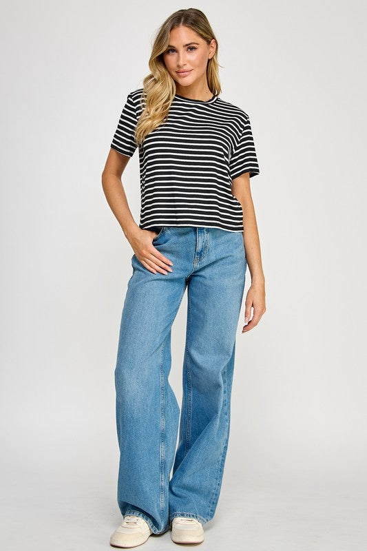 STRIPE ROUND NECK TOP