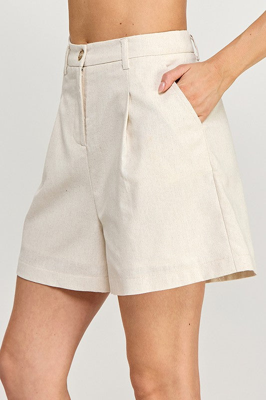 SHORT PANTS WITH SIDE POCKET