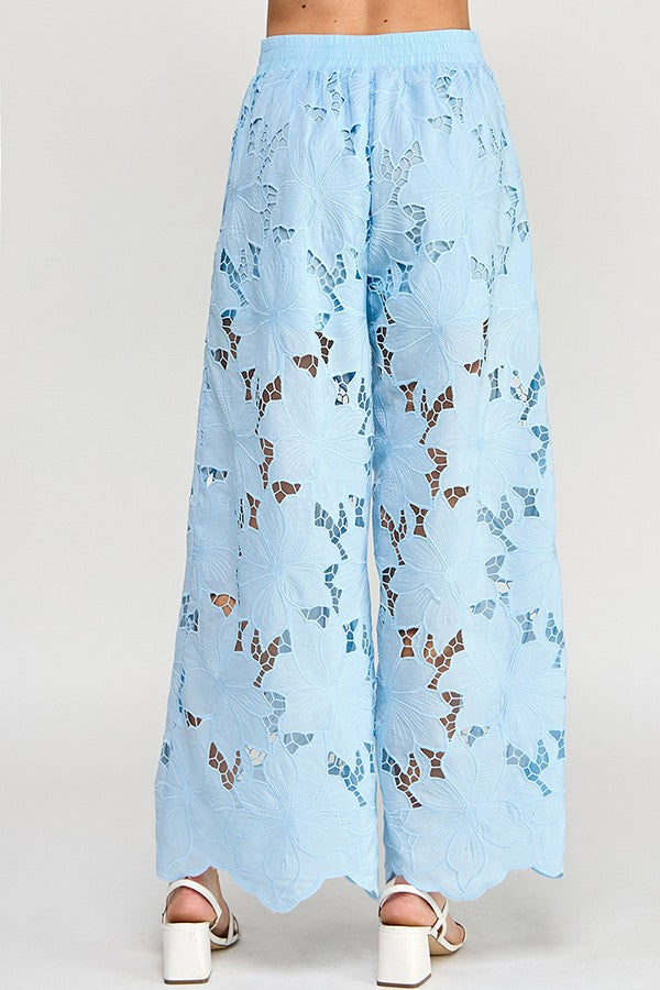 FLORAL LACE WIDE-LEG PANTS