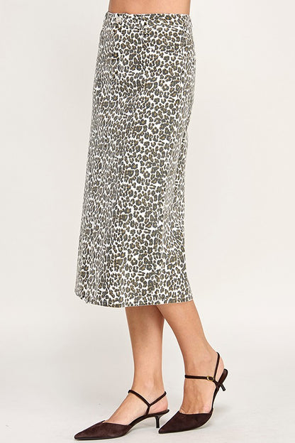 ANIMAL PRINT FRONT SLIT SKIRT
