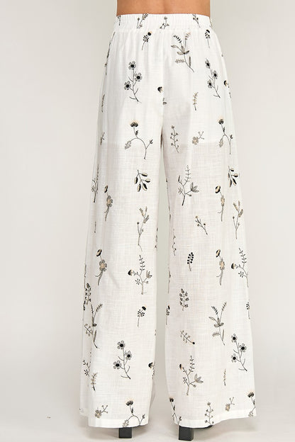FLORAL EMBROIDERY PANTS