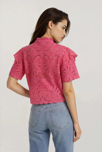 EYELET BUTTON TOP