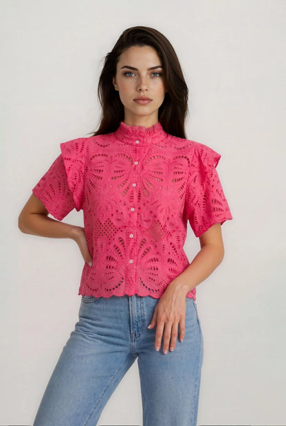 EYELET BUTTON TOP