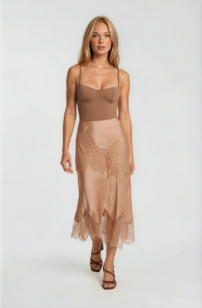 SATIN PATCHY LACE SKIRT