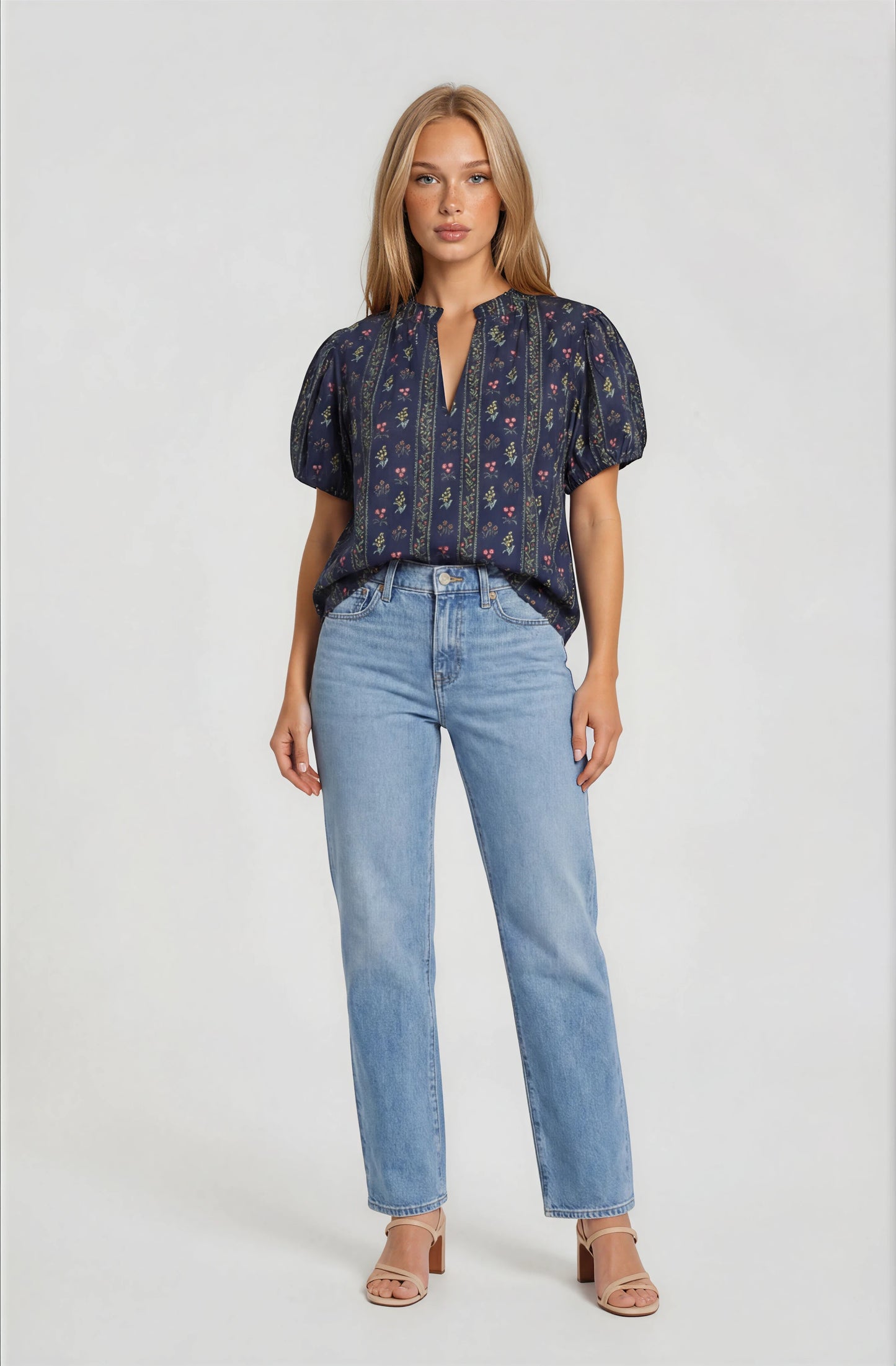 PUFF SLEEVE TOP
