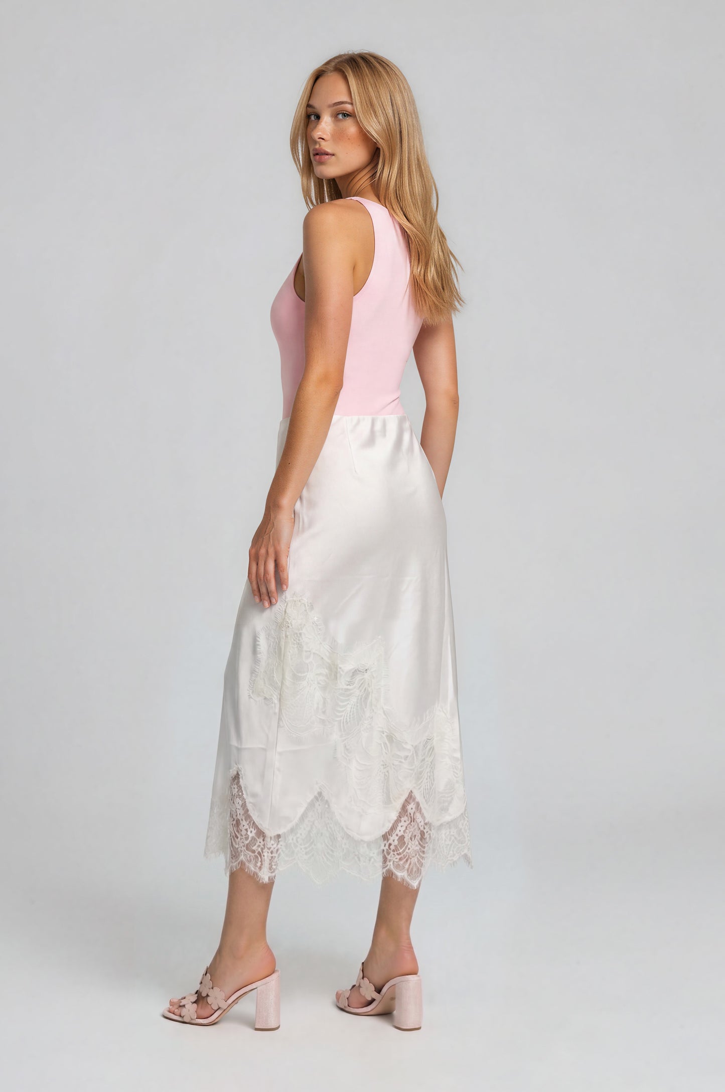 SATIN PATCHY LACE SKIRT
