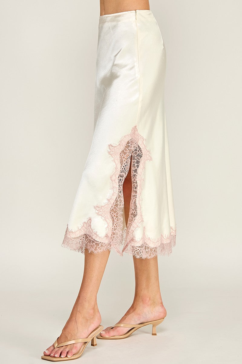 SATIN  BLUSH CONTRAST LACE DETAIL SKIRT