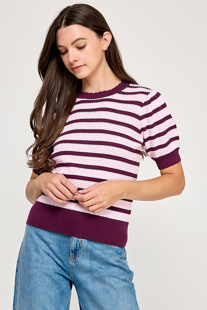 PUFF SLEEVE SCALLOPED NECK TOP
