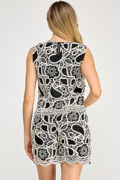 CUTWORK DETAILED CROP TOP
